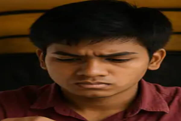 नाबालिग छात्रा से इंस्टाग्राम पर फर्जी पहचान से दोस्ती, धर्म बदलकर झांसा देकर लखनऊ ले जा रहा था युवक, रास्ते में हुआ पर्दाफाश