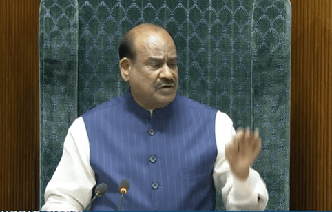 संसद का मानसून सत्र शुरू होते ही विपक्ष का हंगामा, लोकसभा 12 बजे तक स्थगित