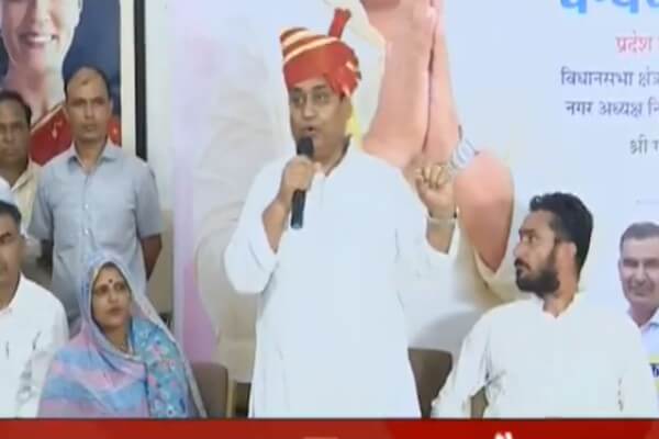 डेगाना कार्यकर्ताओं ने जयपुर में डोटासरा से की मुलाकात, कांग्रेस संगठन को मजबूत करने का लिया संकल्प
