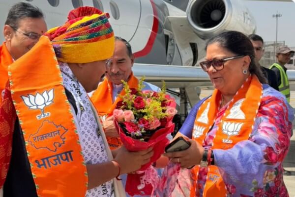 हेलिकॉप्टर खराब होने से जयपुर एयरपोर्ट पर फंसे भाजपा राष्ट्रीय अध्यक्ष नितिन नवीन, वसुंधरा राजे और अन्य नेताओं से गुप्त मंत्रणा