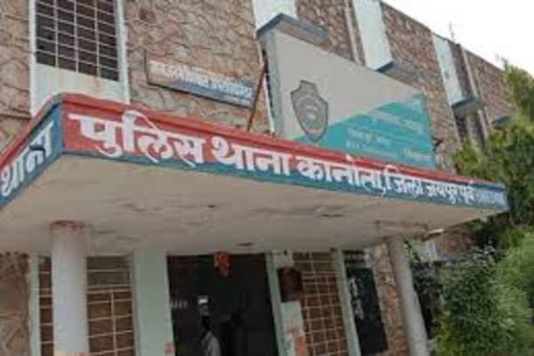 महिला का अधजला शव मिला, पुलिस को हत्या का शक
