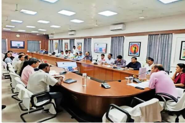 खाटूश्यामजी को स्मार्ट सिटी बनाने की तैयारी तेज, कलक्टर आशीष मोदी ने दिए विकास के निर्देश