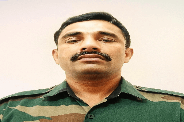 झुंझुनूं का वीर सपूत हवलदार इकबाल अली कुपवाड़ा में शहीद, तिरंगा रैली और राजकीय सम्मान के साथ होगा अंतिम संस्कार