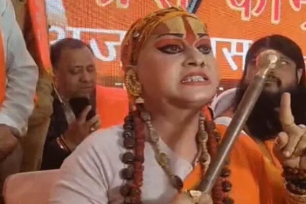 किन्नर अखाड़ा विवाद के बीच महामंडलेश्वर हिमांगी सखी के गंभीर आरोप: शोषण, जबरन वसूली और धर्मांतरण पर उठाए सवाल, समाज से की अपील