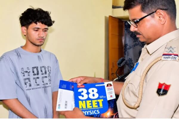 री-नीट से पहले टेलीग्राम पर बोगस पेपर बेचता युवक गिरफ्तार, वीपीएन के जरिए चला रहा था नेटवर्क