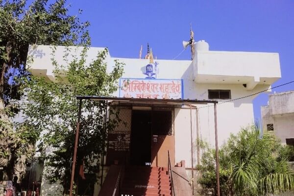 अजमेर के अंबिकेश्वर महादेव मंदिर में चोरी , पुजारी परिवार ने बहादुरी दिखाकर चोर पकड़ा