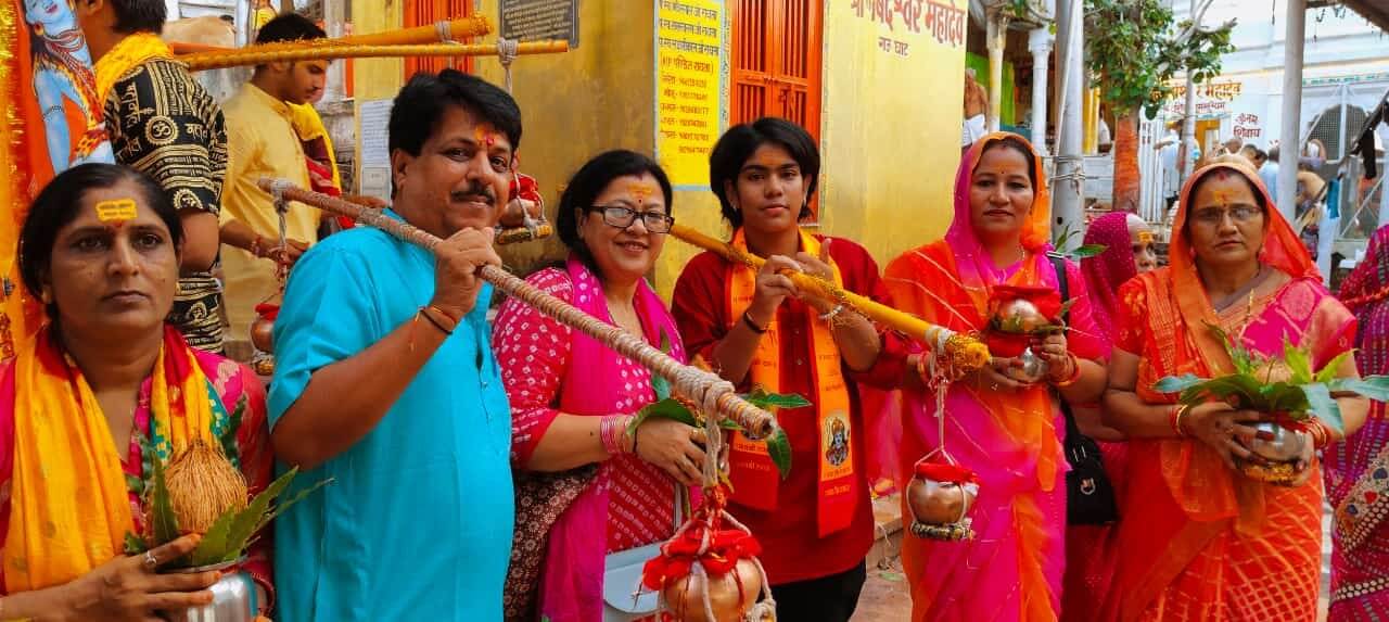 श्री अम्बिकेश्वर महादेव मंदिर तक निकाली कांवड़ यात्रा