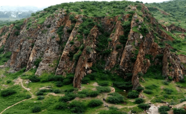 अरावली को लेकर केंद्र सरकार का बड़ा फैसला, पूरी रेंज में नए खनन पट्टों पर पूर्ण प्रतिबंध