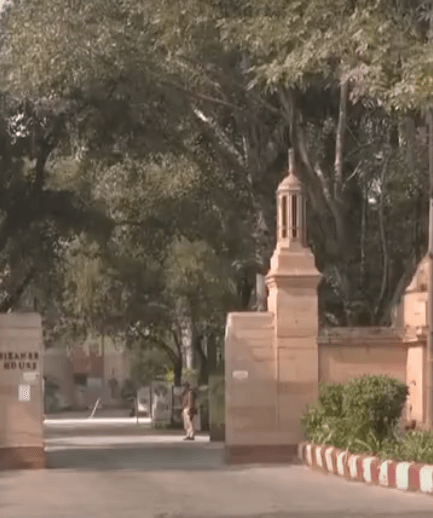 दिल्ली कोर्ट ने बीकानेर हाउस कुर्की आदेश पर लगाई रोक