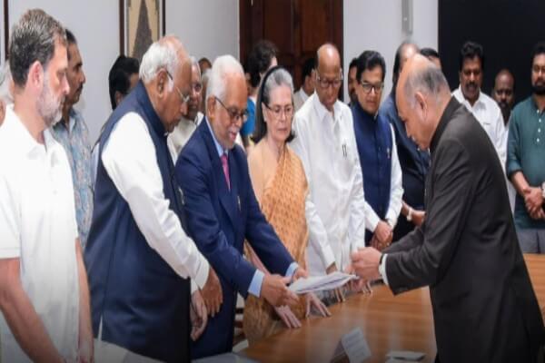विपक्षी गठबंधन के उपराष्ट्रपति उम्मीदवार जस्टिस बी सुदर्शन रेड्डी ने भरा नामांकन