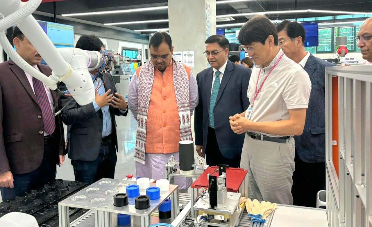 मुख्यमंत्री भजनलाल शर्मा ने सियोल में किया टेक्निकल हाई स्कूल का दौरा, कौशल विकास पर केंद्रित शिक्षा मॉडल से होंगे प्रेरित