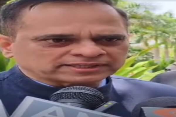 रिफाइनरी मरम्मत कार्य तेज़ी से जारी, मई के मध्य तक पूरा होने की संभावना: वी. श्रीनिवास