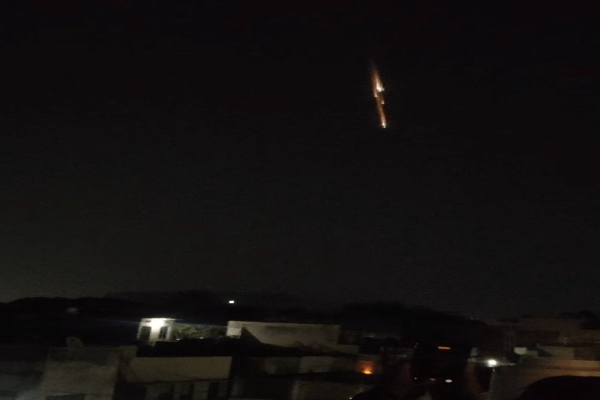 जयपुर के आसमान में रहस्यमयी खगोलीय घटना, आग के गोले देख लोग दंग