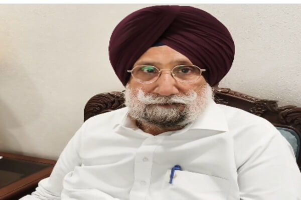 केंद्रीय गृहमंत्री अमित शाह से रंधावा की मुलाकात पर सियासी चर्चा तेज, कांग्रेस ने बताया राष्ट्रीय सुरक्षा से जुड़ा विषय