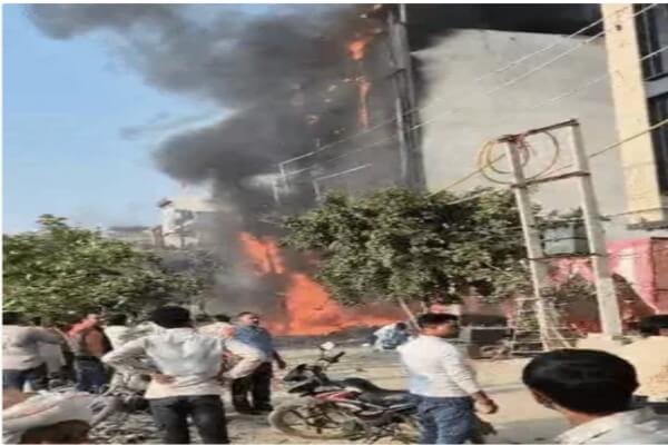 वृंदावन के नए सिद्धि विनायक होटल में भीषण आग, 40 लोग फंसे, 3 झुलसे