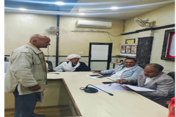 भाजपा प्रदेश कार्यालय में राजस्व मंत्री हेमंत मीणा ने की कार्यकर्ता सुनवाई, राजस्व से जुड़े मामलों के त्वरित समाधान के दिए निर्देश