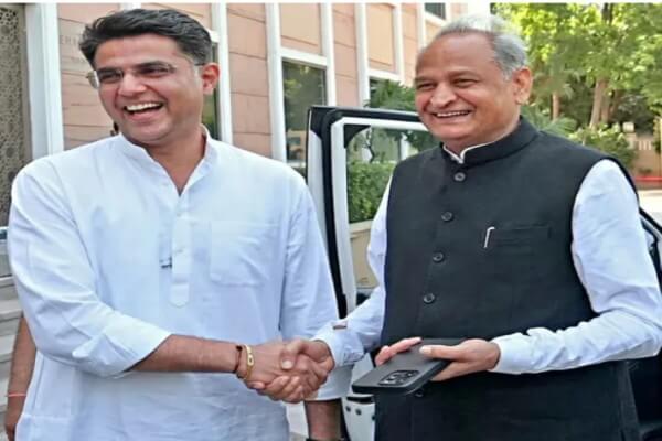 सचिन पायलट की दोनों टांगें अब कांग्रेस में हैं’, पूर्व मुख्यमंत्री अशोक गहलोत के बयान से राजस्थान की राजनीति में  नई चर्चा शुरू