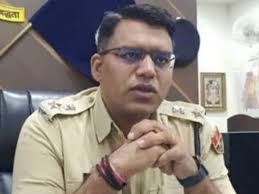 दिल्ली ब्लास्ट के बाद साइबर ठग सक्रिय: राजस्थान पुलिस ने जारी की चेतावनी, फर्जी ‘सीनियर पुलिस अधिकारी’ बनकर लोगों को धमका रहे बदमाश