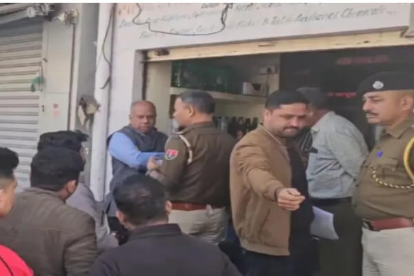 गंगापुर कस्बे में दर्दनाक हादसा: शराब समझकर एसिड पी लिया, तीन महिलाओं सहित चार की मौत