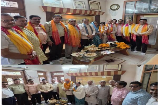 अखिल भारतवर्षीय खंडेलवाल वैश्य महासभा के राष्ट्रीय अध्यक्ष रमेश चंद्र गुप्ता (तूंगावाला) का भव्य स्वागत