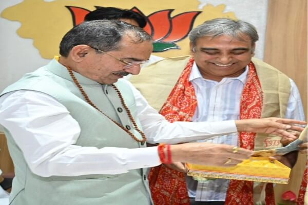 भाजपा प्रदेश मुख्यालय पर  डॉ. विक्रम सिंह गुर्जर का जन्मदिन सादगी से मनाया, मदन राठौड़ ने दी शुभकामनाएं