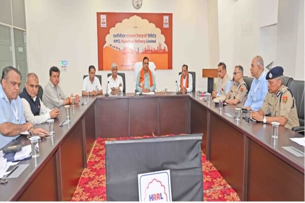 मुख्यमंत्री भजनलाल शर्मा ने पचपदरा रिफाइनरी का किया निरीक्षण