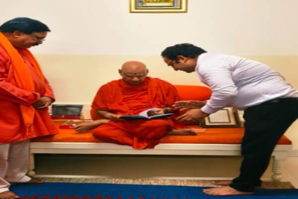 राम जन्मभूमि ट्रस्ट के कोषाध्यक्ष गोविंद देव गिरी ने अजय शर्मा और डॉ. कुलदीप शर्मा से की सनातन जागरण पर विस्तृत चर्चा