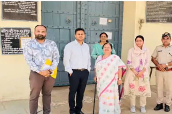 जयपुर जिला न्यायाधीश माधवी दिनकर ने किया महिला जेल का औचक निरीक्षण, बंदियों को मिलेगी निशुल्क विधिक सहायता