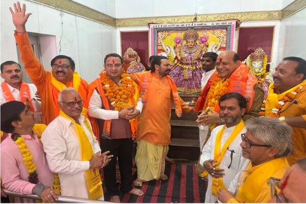 गणेश पूजन के साथ परशुराम जन्मोत्सव का शुभारंभ, अजमेर  में निकली भव्य शोभायात्रा