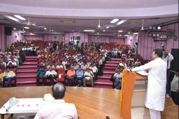 पिंकसिटी प्रेस क्लब का 34 वां स्थापना दिवस: उत्कृष्ट पत्रकारों को किया सम्मानित, मीडिया समाज का दर्पण है, और जिम्मेदार पत्रकारिता लोकतंत्र की आत्मा है: प्रेमचंद बैरवा