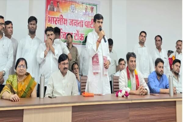 भाजपा युवा मोर्चा प्रदेशाध्यक्ष शंकर गोरा का कांग्रेस पर हमला, बोले- सचिन पायलट को ही अपनी सरकार के खिलाफ करना पड़ा संघर्ष