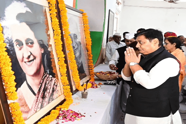 इंदिरा गांधी बलिदान दिवस और सरदार पटेल जयंती पर कांग्रेस ने दी श्रद्धांजलि, डोटासरा बोले—आज देश को फिर चाहिए आयरन लेडी जैसा साहस