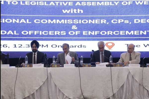 पश्चिम बंगाल चुनाव तैयारियों की समीक्षा: चुनाव आयोग ने निष्पक्ष और हिंसा-मुक्त मतदान का दिया भरोसा