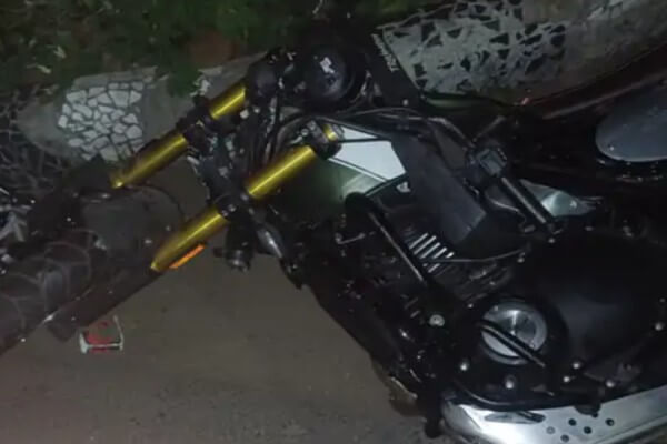 जयपुर में देर रात हादसा: कार के अचानक ब्रेक से बाइक टकराई, 3 मेडिकल स्टूडेंट घायल