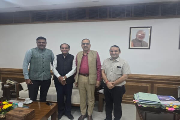 अंतरराष्ट्रीय सारस्वत ब्राह्मण महासम्मेलन 2025 के लिए केंद्रीय खाद्य प्रसंस्करण उद्योग मंत्रालय सचिव अविनाश जोशी को आमंत्रण: सारस्वत समाज के युवाओं को राष्ट्रनिर्माण में आगे आने का आह्वान