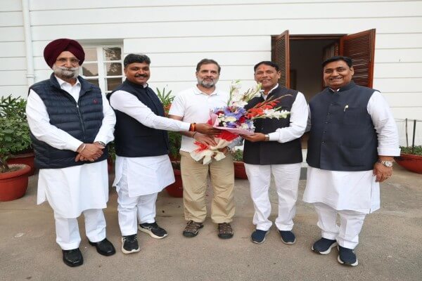 अंता उपचुनाव विजेता प्रमोद जैन भाया ने दिल्ली में राहुल गांधी से की मुलाकात; कांग्रेस नेतृत्व ने दी बधाई